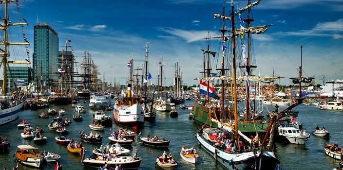 Парад морских судов в Амстердаме (Sail Amsterdam)