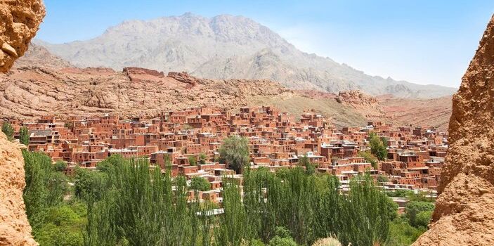 Иран начнет выдавать визы иностранным туристам с этого месяца
