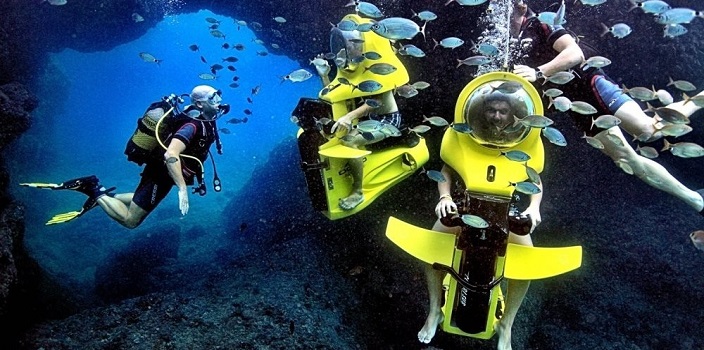 Поездка на скутере под водой